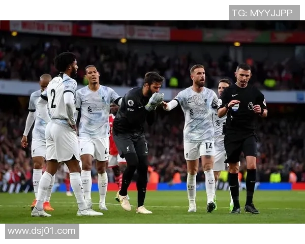 CSGO战术解析：BLG战队的灵活转换体系与战术运用探讨